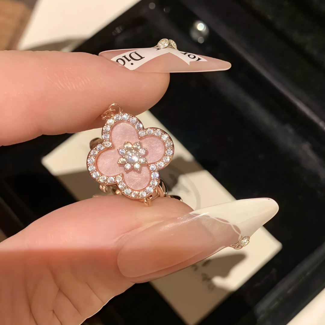 Sakura Cleef Bracelet