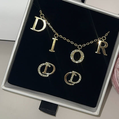 CD Earrings Gold